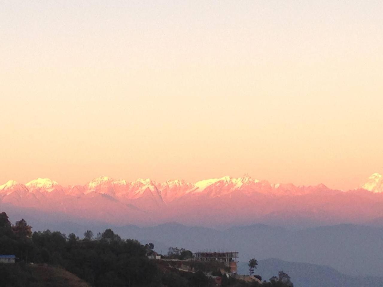 Hotel Everest Window View นาการ์ก็อต ภายนอก รูปภาพ