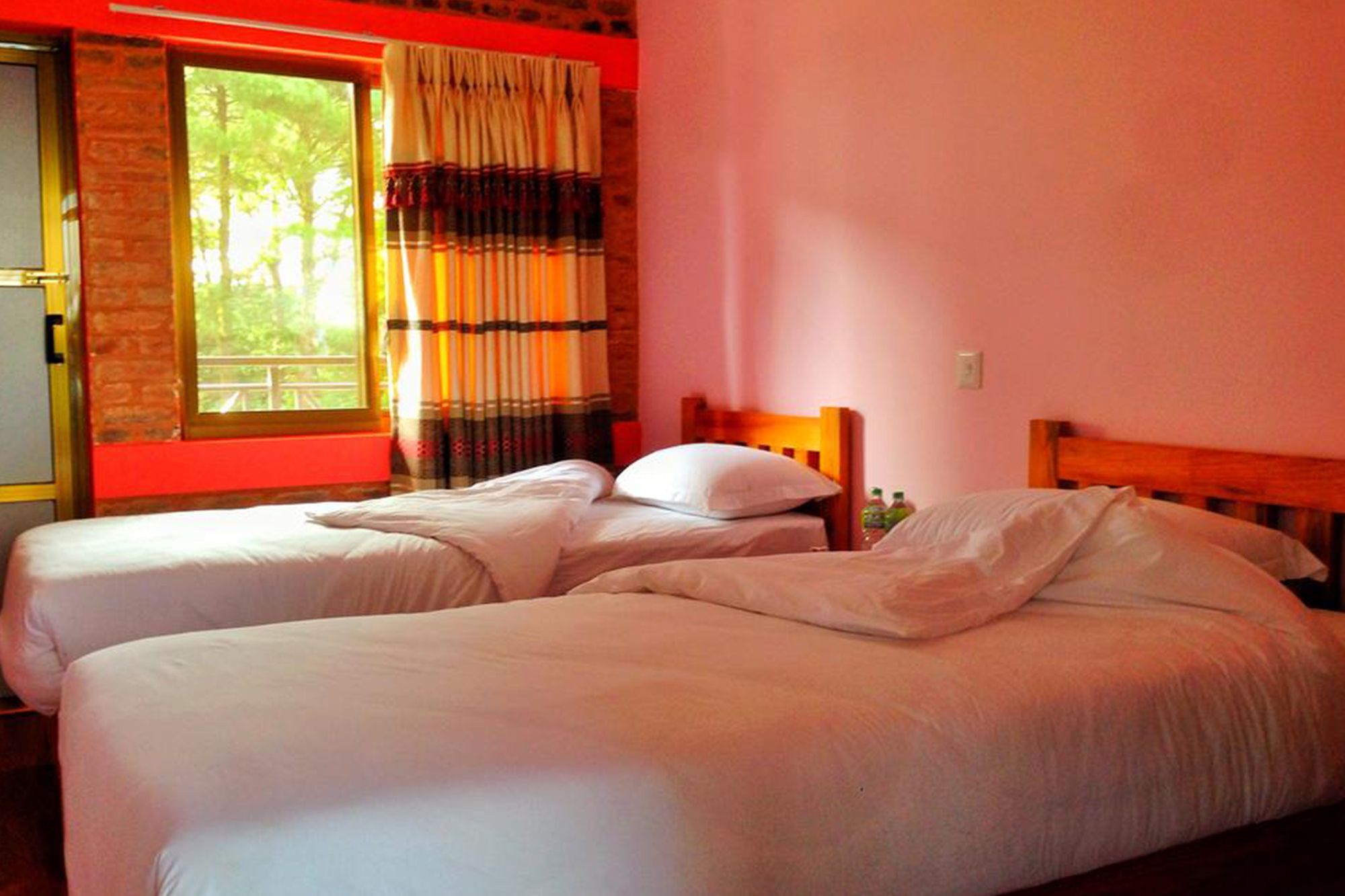 Hotel Everest Window View นาการ์ก็อต ภายนอก รูปภาพ